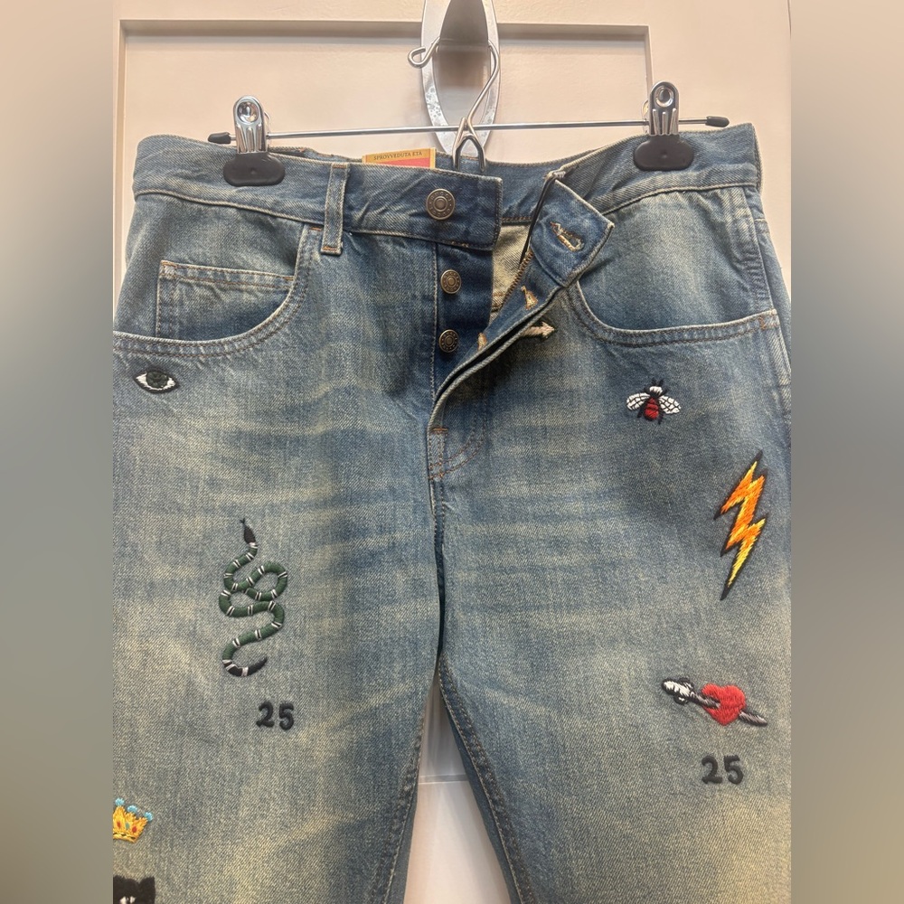 Authentic unisex Gucci Blue Straight Jeans with Embroidery